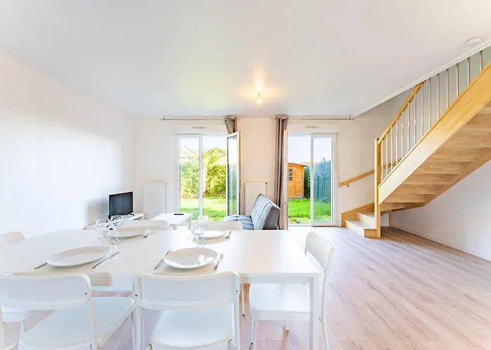 Vila Maison T4 Spacieuse Avec Jardin Parking Prive